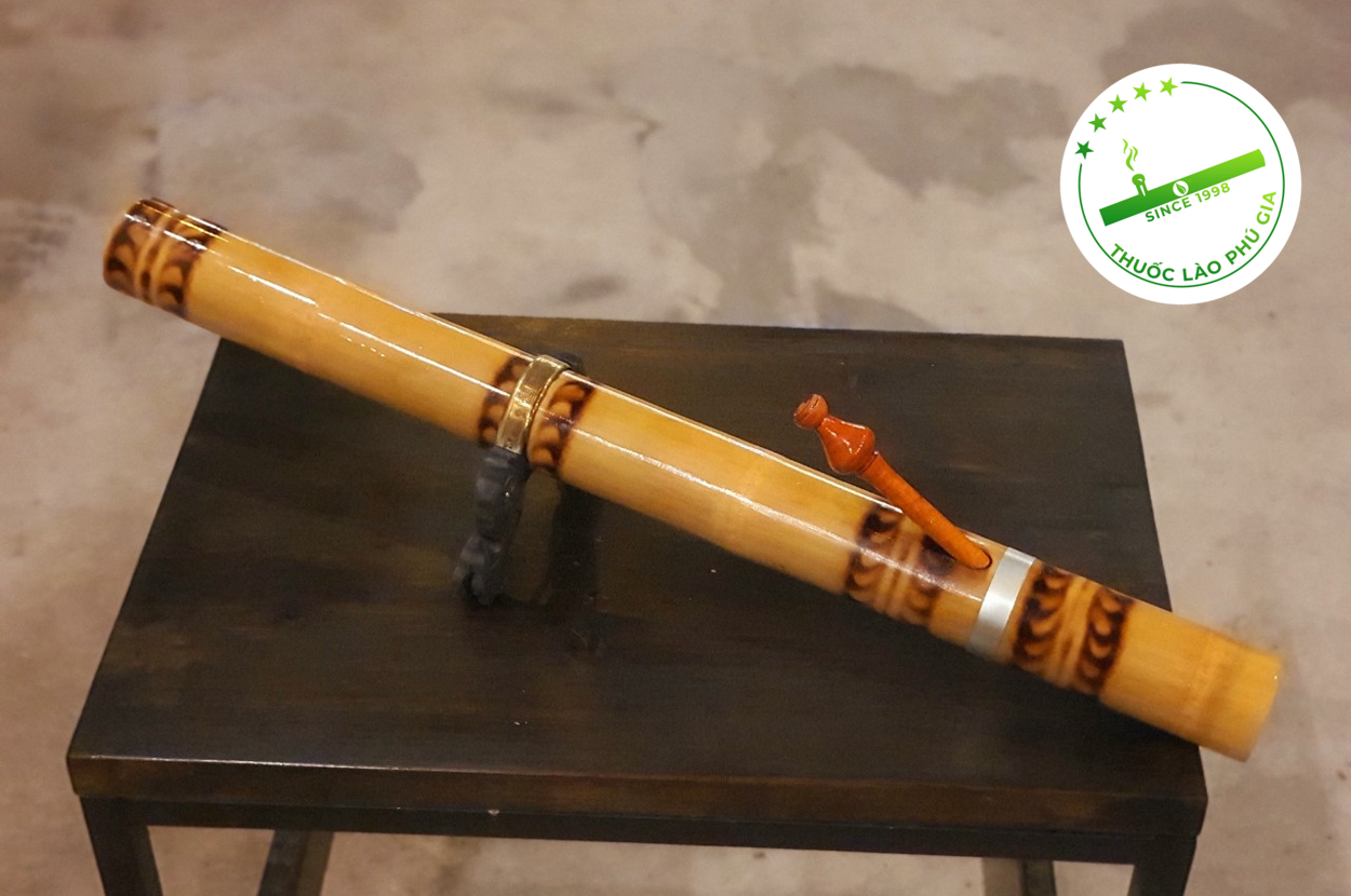 Điếu ục Hà Giang