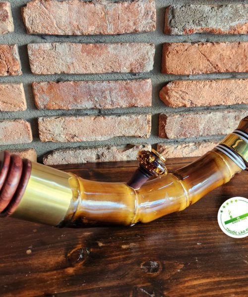 Điếu cày tre gai dáng cong tôm C10