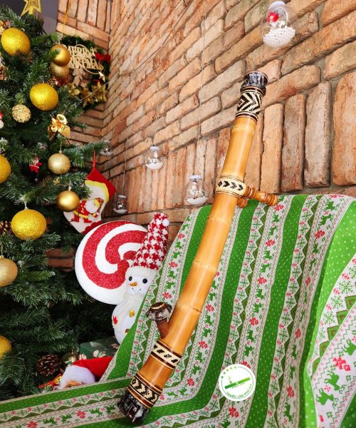 Điếu cày năm mắt dáng cong đan mây thảm N16